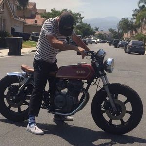 Meet your Posher, Carlos